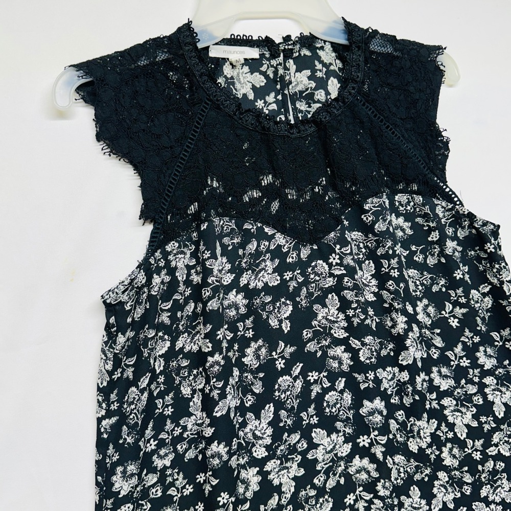 Maurices‎ Sleeveless Blouse Black White Lace Lightweight Floral Womens Medium - Picture 2 of 8